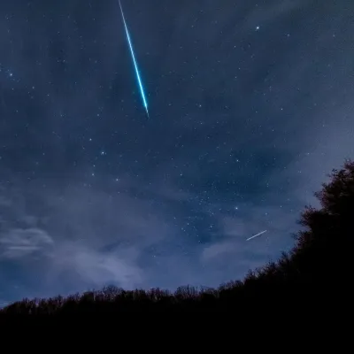 perseid-pexels-roy-s-12656046-6279053-sq.webp
