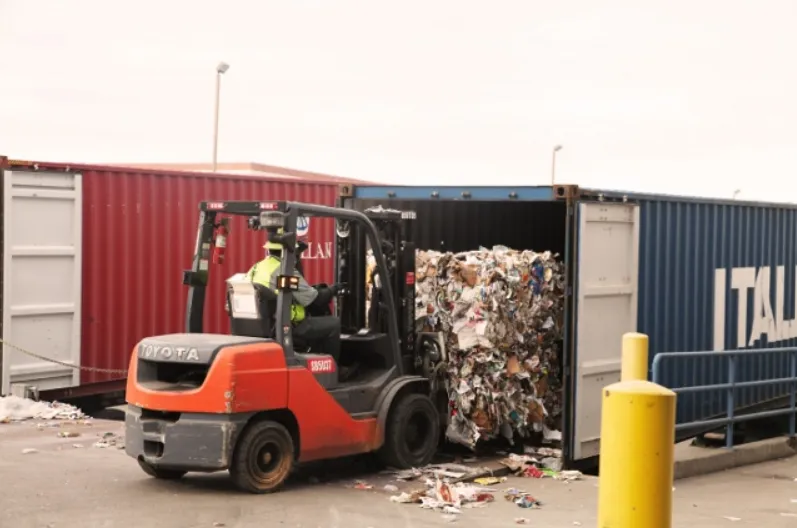 recyling-operations-waste-mgmt.webp